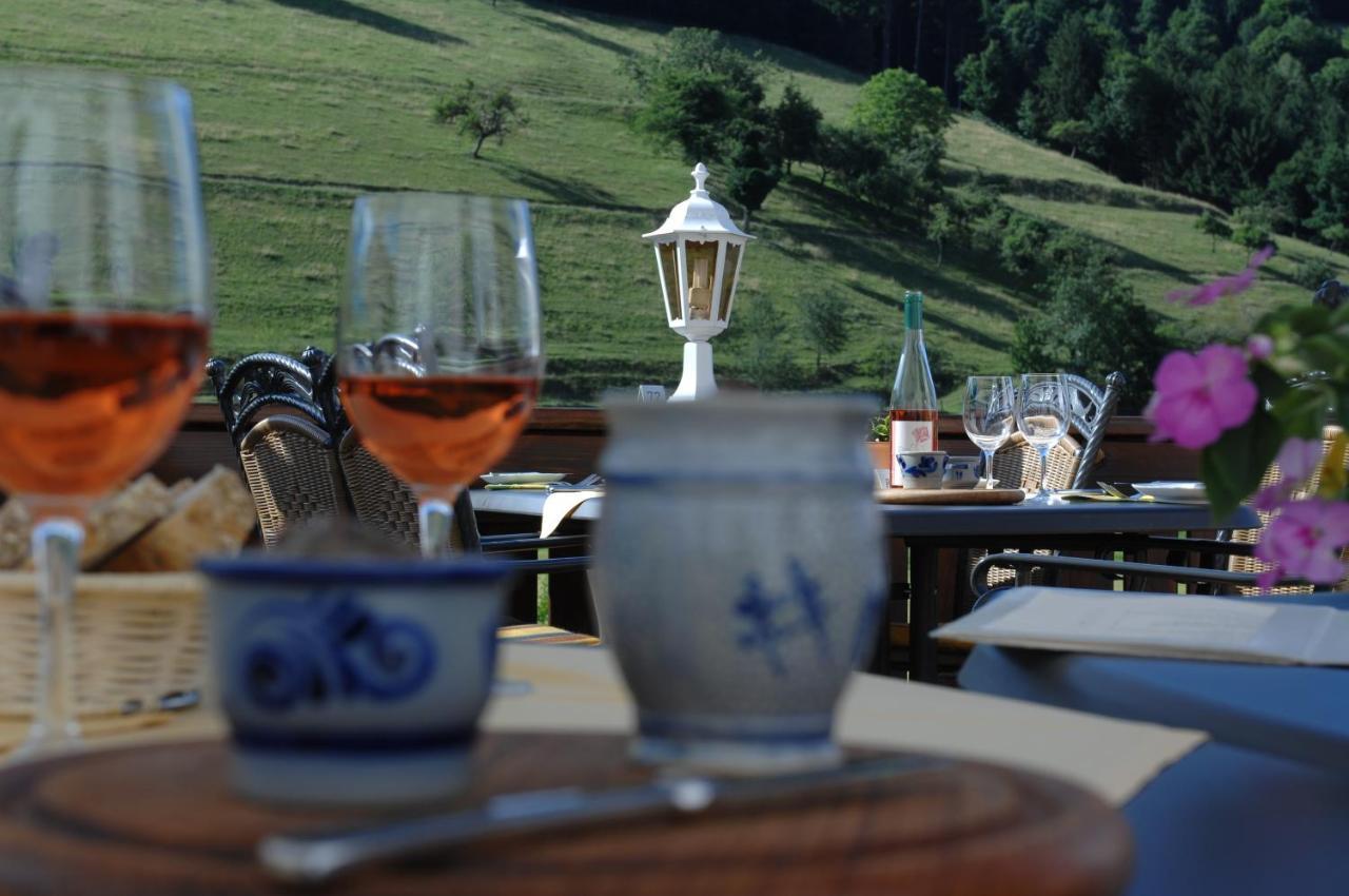 Hotel Badischer Hof บิเบอร์อาคไบออฟเฟนบวร์ก ภายนอก รูปภาพ