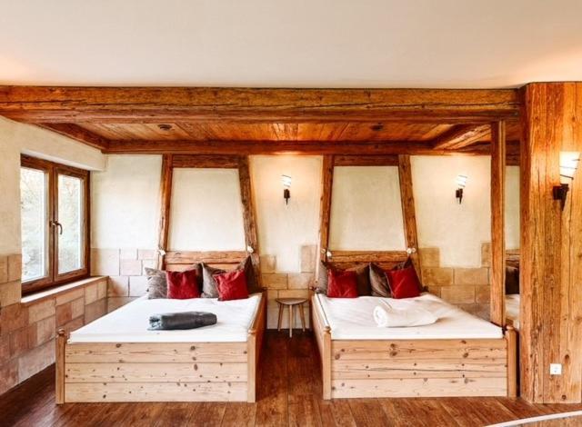Hotel Badischer Hof บิเบอร์อาคไบออฟเฟนบวร์ก ภายนอก รูปภาพ