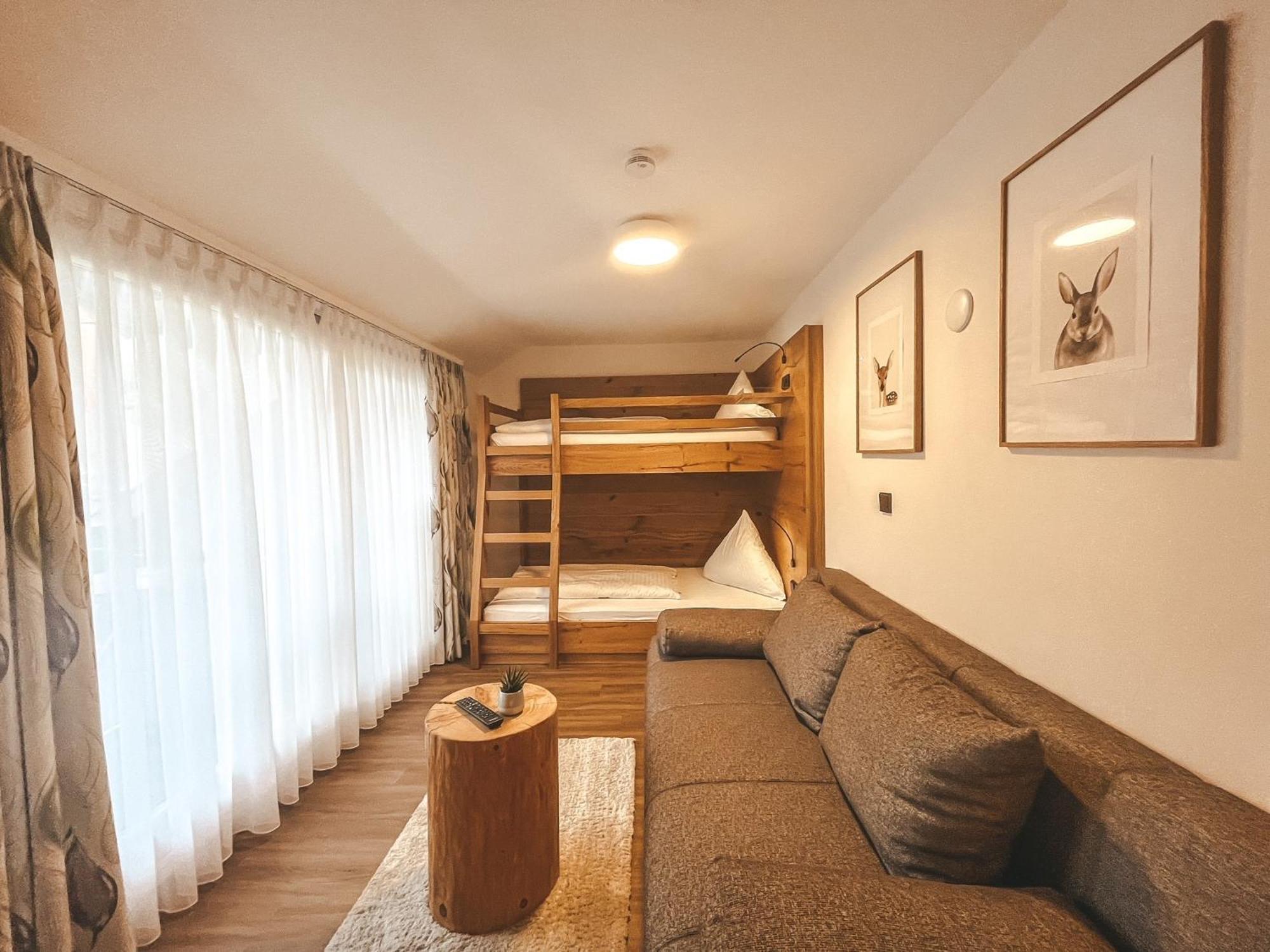 Hotel Badischer Hof บิเบอร์อาคไบออฟเฟนบวร์ก ภายนอก รูปภาพ